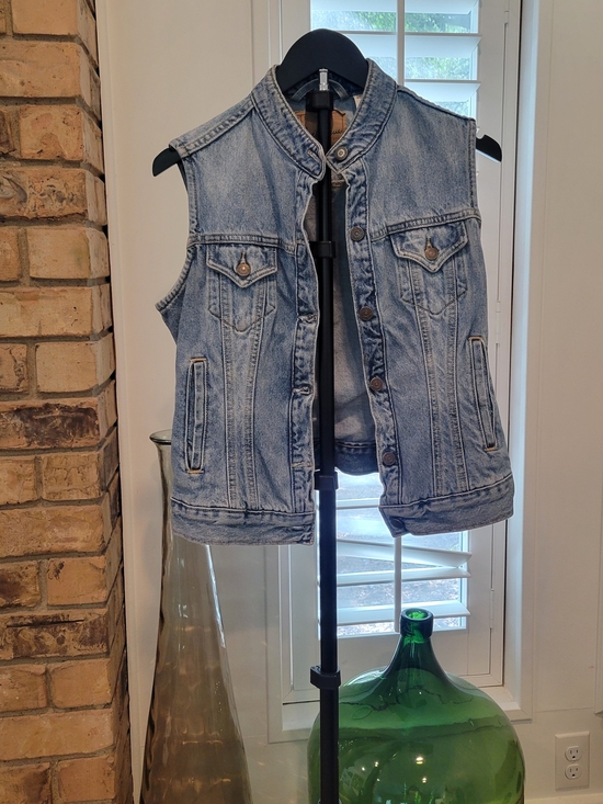 Levi's Jackets & Blazers - Levi's Light Wash Blue Denim Vest